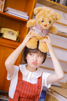 李艺恩
