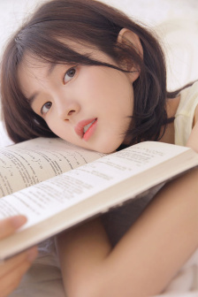 趁女朋友洗澡玩她闺蜜H
