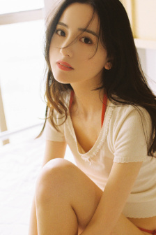 巨乳人妻
